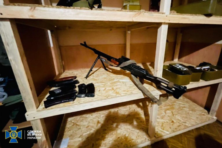 СБУ затримала озброєну банду, яка 2016 року пограбувала кілька банків та інкасаторські авто