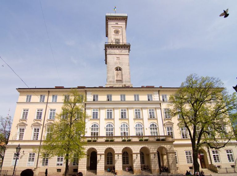 Львівська міськрада збереться завтра на сесію, але порядок денний та проєкти ухвал – таємниця