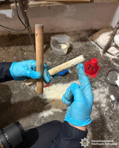 На Львівщині студент коледжу намагався власноруч виготовити петарду: тепер він у лікарні На Львівщині студент коледжу намагався власноруч виготовити петарду: тепер він у лікарні