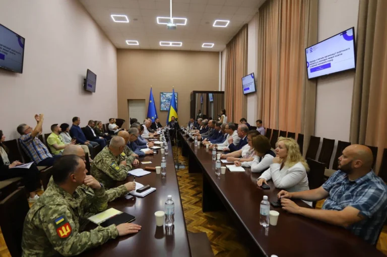 У Львові говорили про фіктивне навчання студентів віком 25+ У Львові говорили про фіктивне навчання студентів віком 25+