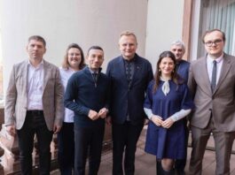 Садовий з’їздив до Франкфурта: нове партнерство і мільйон доларів для Львова