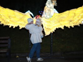 У Львові працює Парк ліхтарів: магічні феї, ельфи та дракони