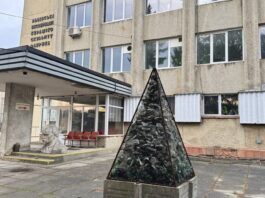 Міськрада просить Київ врятувати Львівську кераміко-скульптурну фабрику