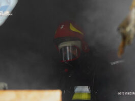 У Львові рятувальники вивели 13 людей під час пожежі в багатоповерхівці