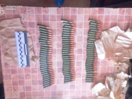 Зателефонував у поліцію і повідомив, що має зброю: затримано мешканця Щирецької громади