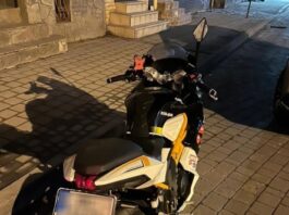 У Львові на вул. Джерельній вкрали мотоцикл