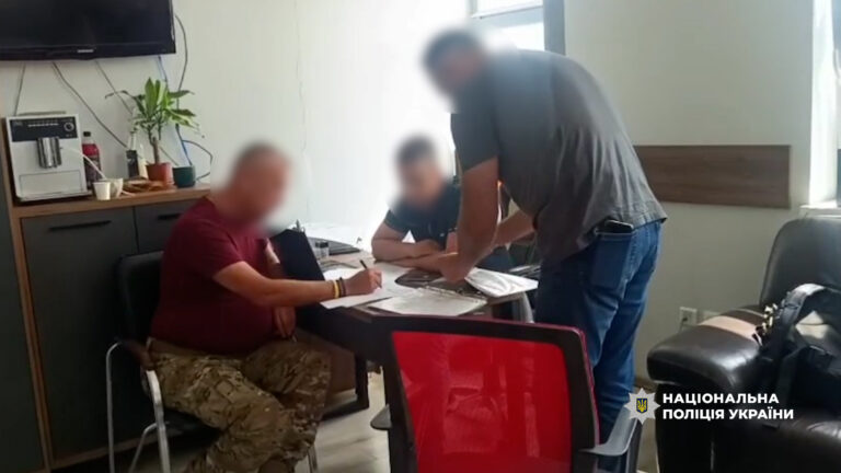 На Львівщині командир військової частини безпідставно нарахував “бойових” на 79 млн грн