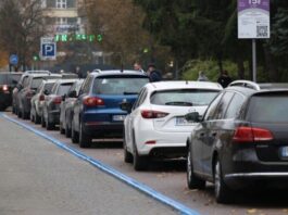 У Львові запрацювали ще два паркувальні майданчики