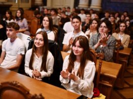 У Львові відзначили 100 найсильніших вступників: кожен отримуватиме по 5 тис. грн щомісяця