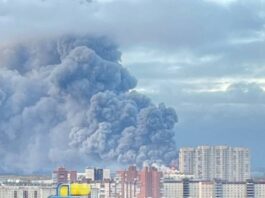 У Петербурзі дрони уразили нафтові об’єкти, склад Ozon і датацентр