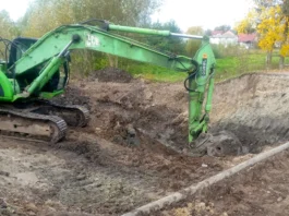 У Чорнушовичах розпочали заміну водопропускної труби
